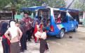 Siswa SD 17 Desa Simpang Yul, Tempilang, antusias menyambut kedatangan kunjungan perpustakaan keliling DKPUS Babel.